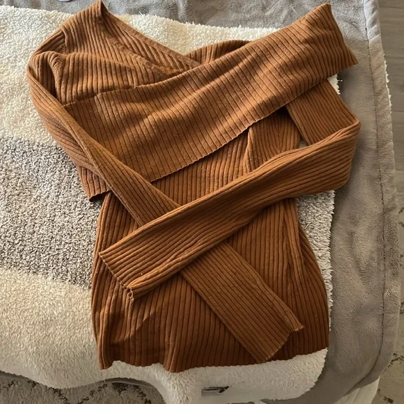 Lovers + Friend Booker Sweater in Camel - Picture 3 of 3